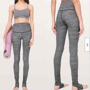 Lululemon Still Mind Nulu 28”  Stirrup leggings  - 8